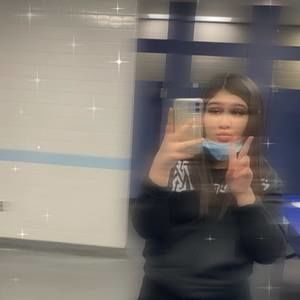 Meet your Posher, Emely